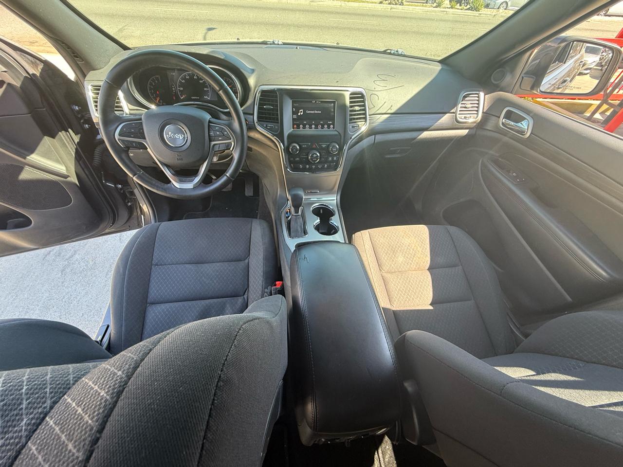 Jeep Grand Cherokee Laredo 2WD 2019