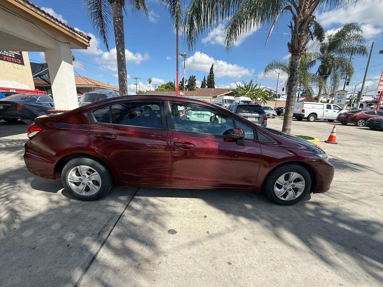 Honda Civic LX Sedan 5-Speed AT 2013