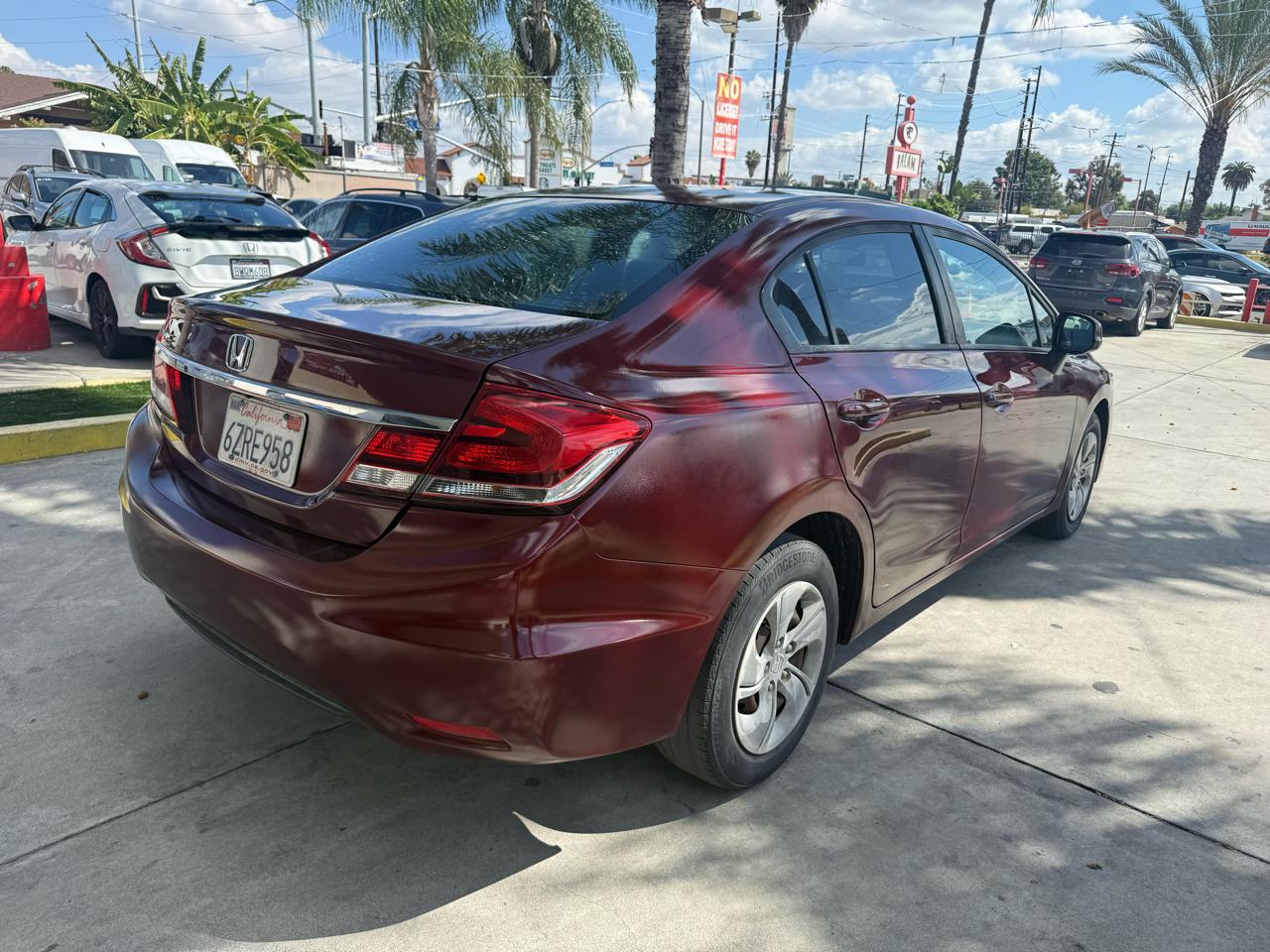 Honda Civic LX Sedan 5-Speed AT 2013