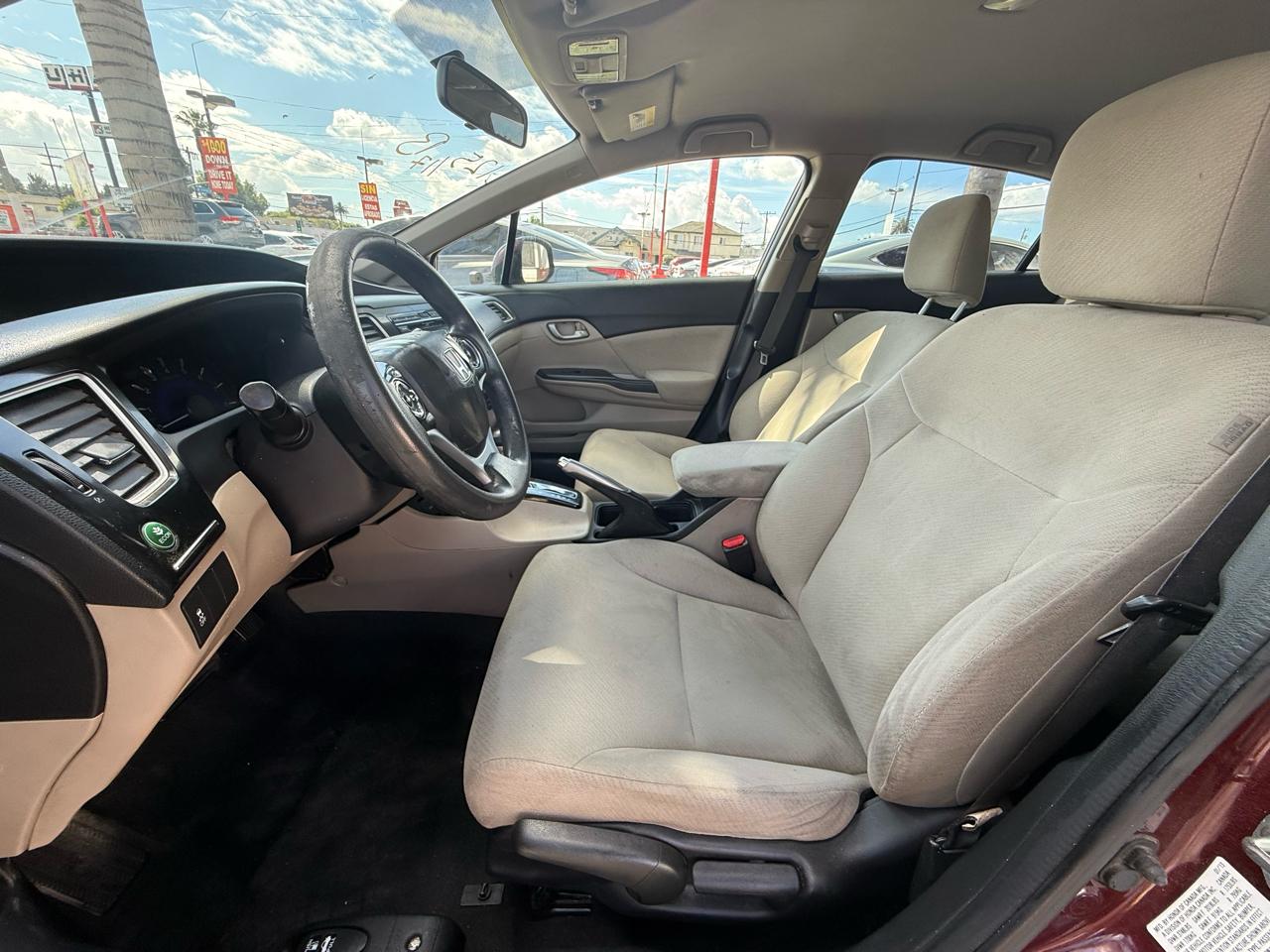 Honda Civic LX Sedan 5-Speed AT 2013