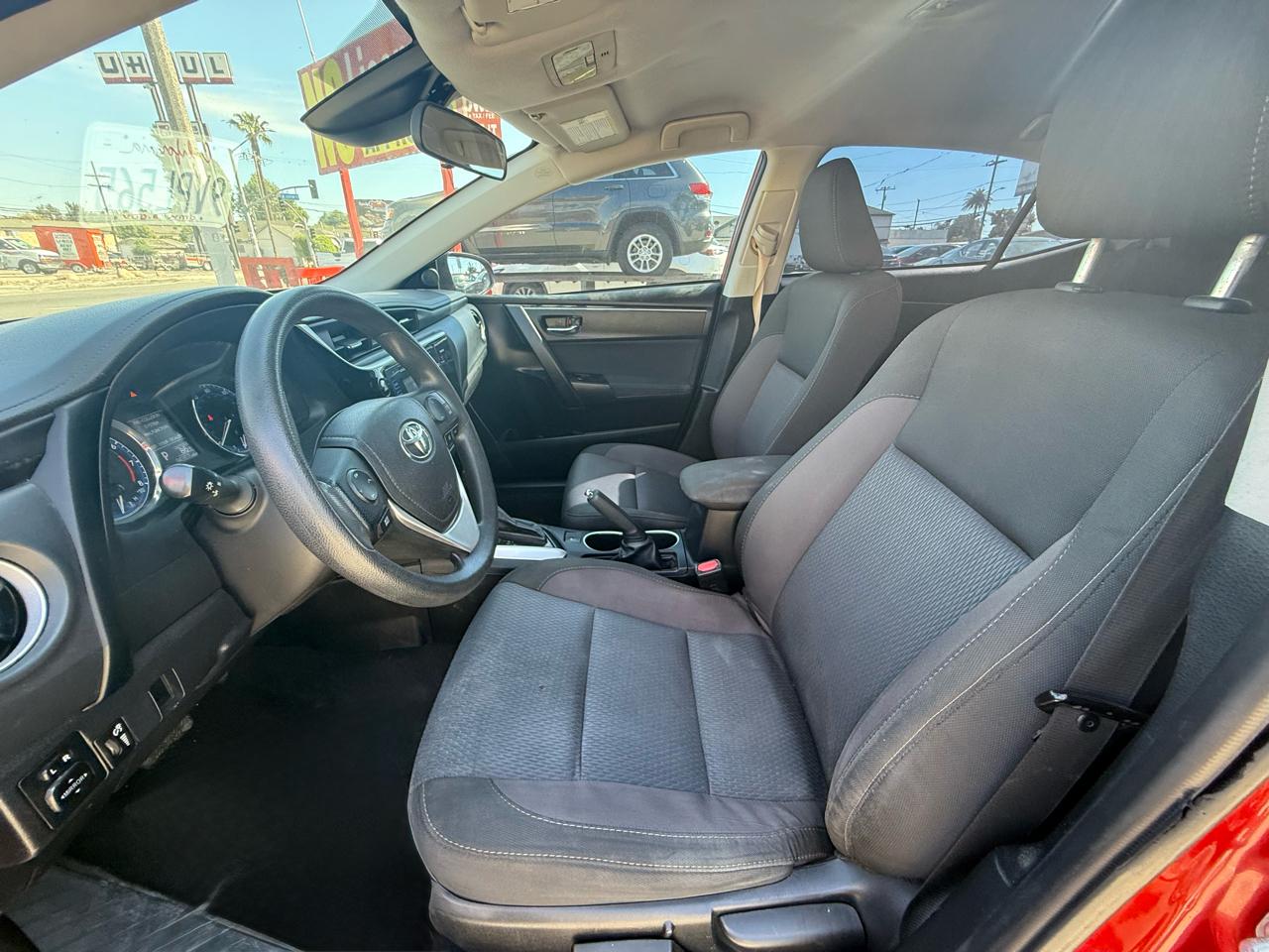 Toyota Corolla L CVT 2017