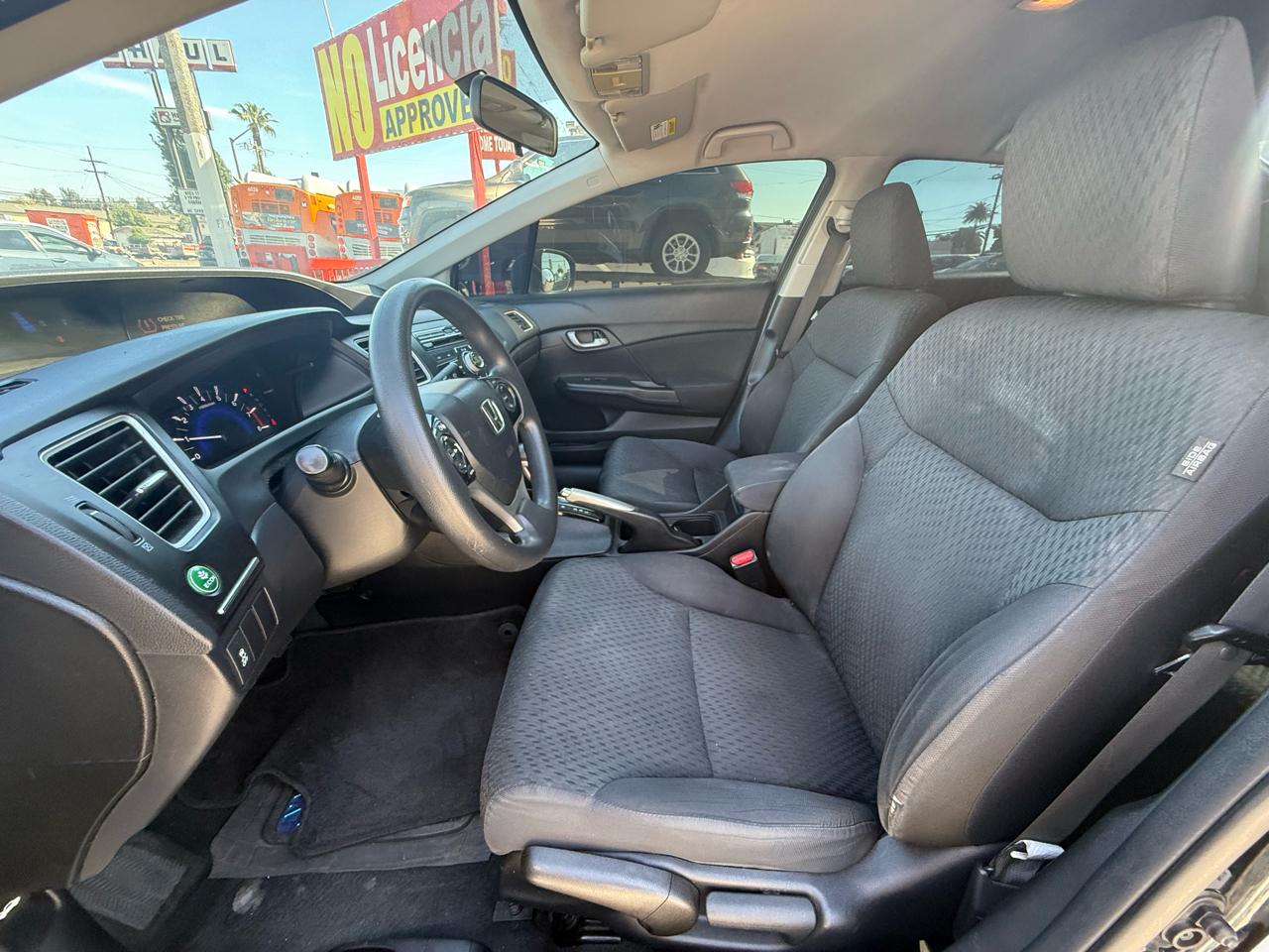 Honda Civic LX Sedan CVT 2015