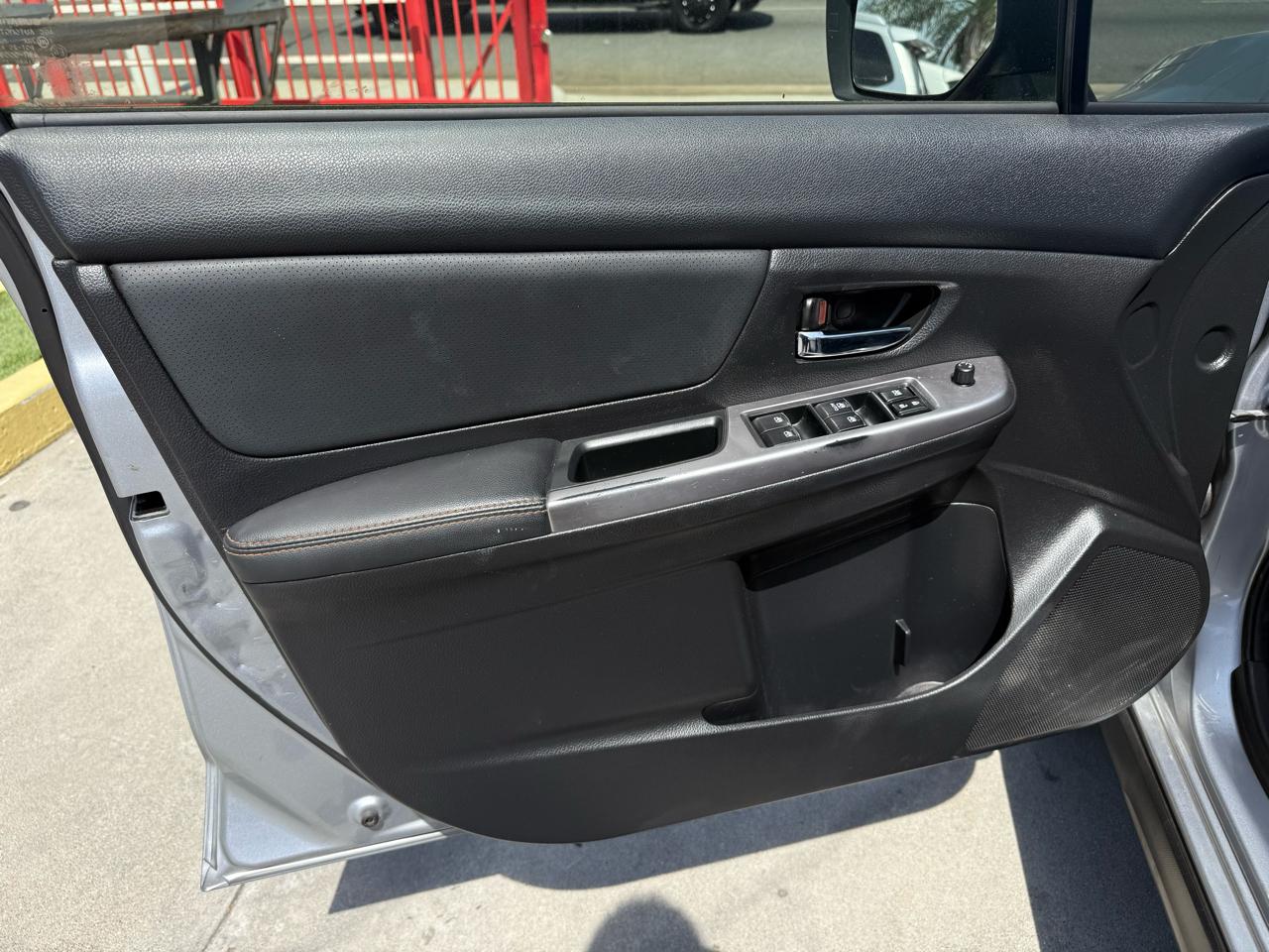 Subaru Crosstrek 2.0i Limited PZEV CVT 2016