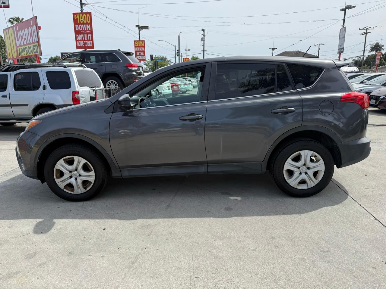 Toyota RAV4 LE AWD 2015