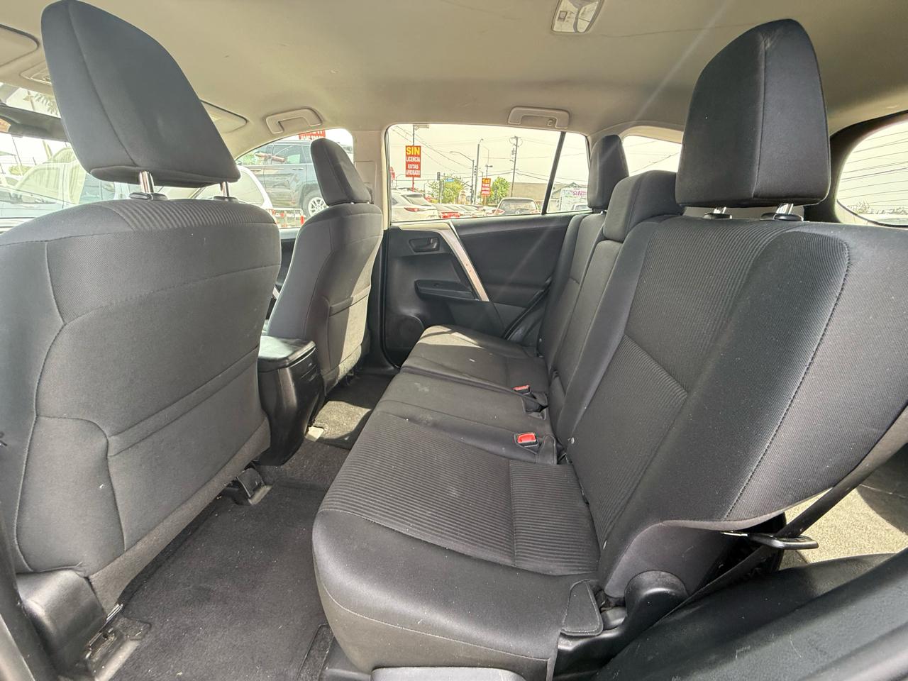 Toyota RAV4 LE AWD 2015