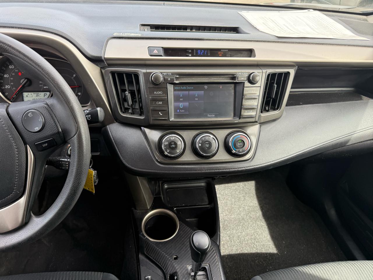 Toyota RAV4 LE AWD 2015