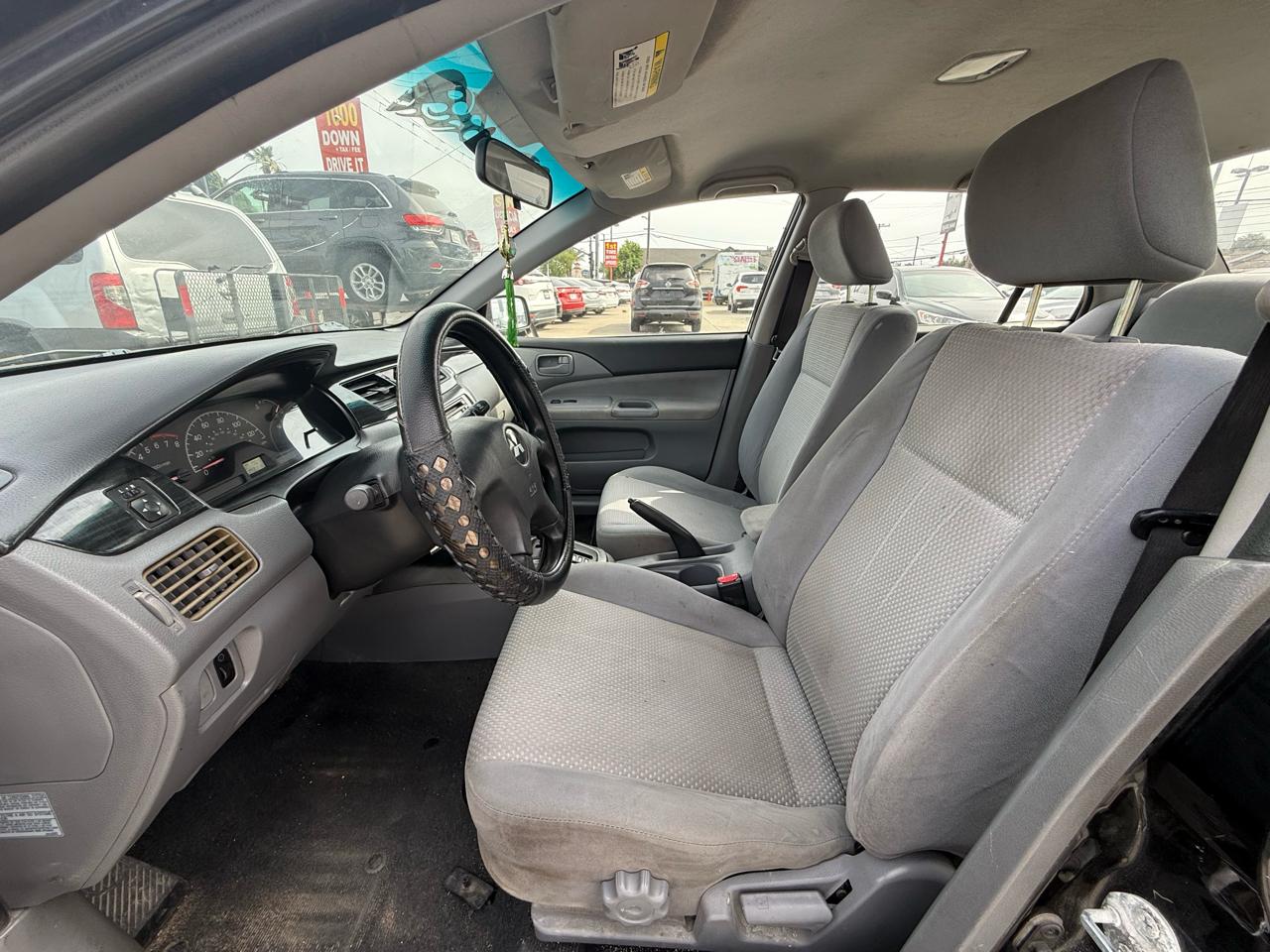 Mitsubishi Lancer ES 2006