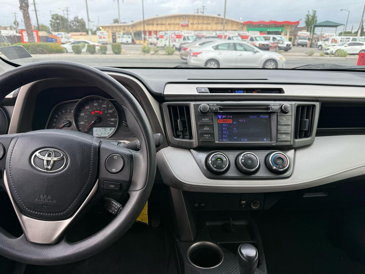 Toyota RAV4 LE FWD 2013