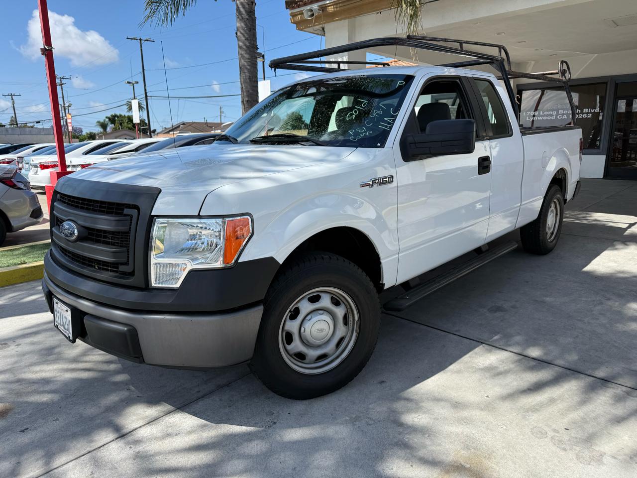 2014 Ford F-150 XL SuperCab 8-ft. Bed 2WD