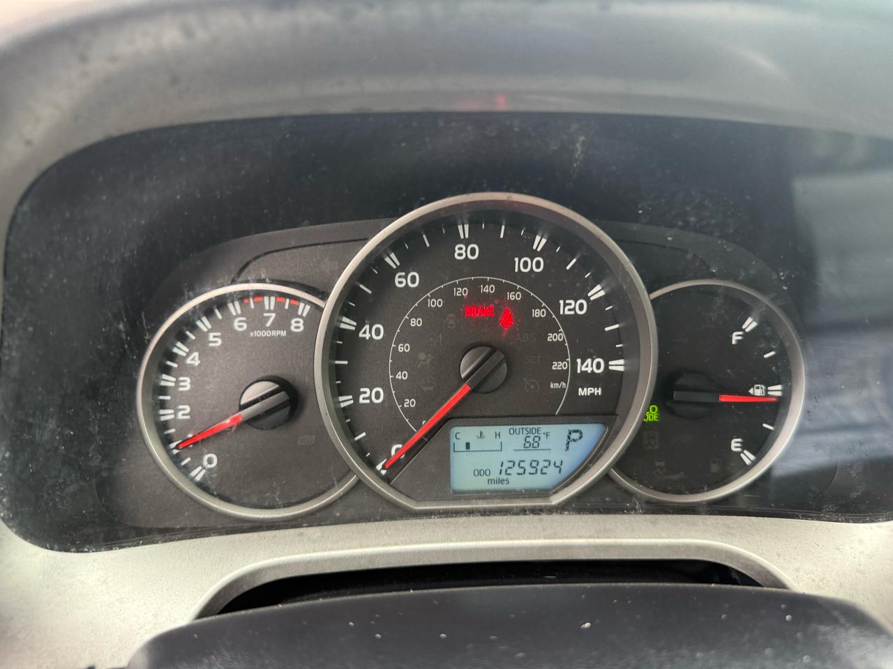 Toyota RAV4 LE FWD 2016