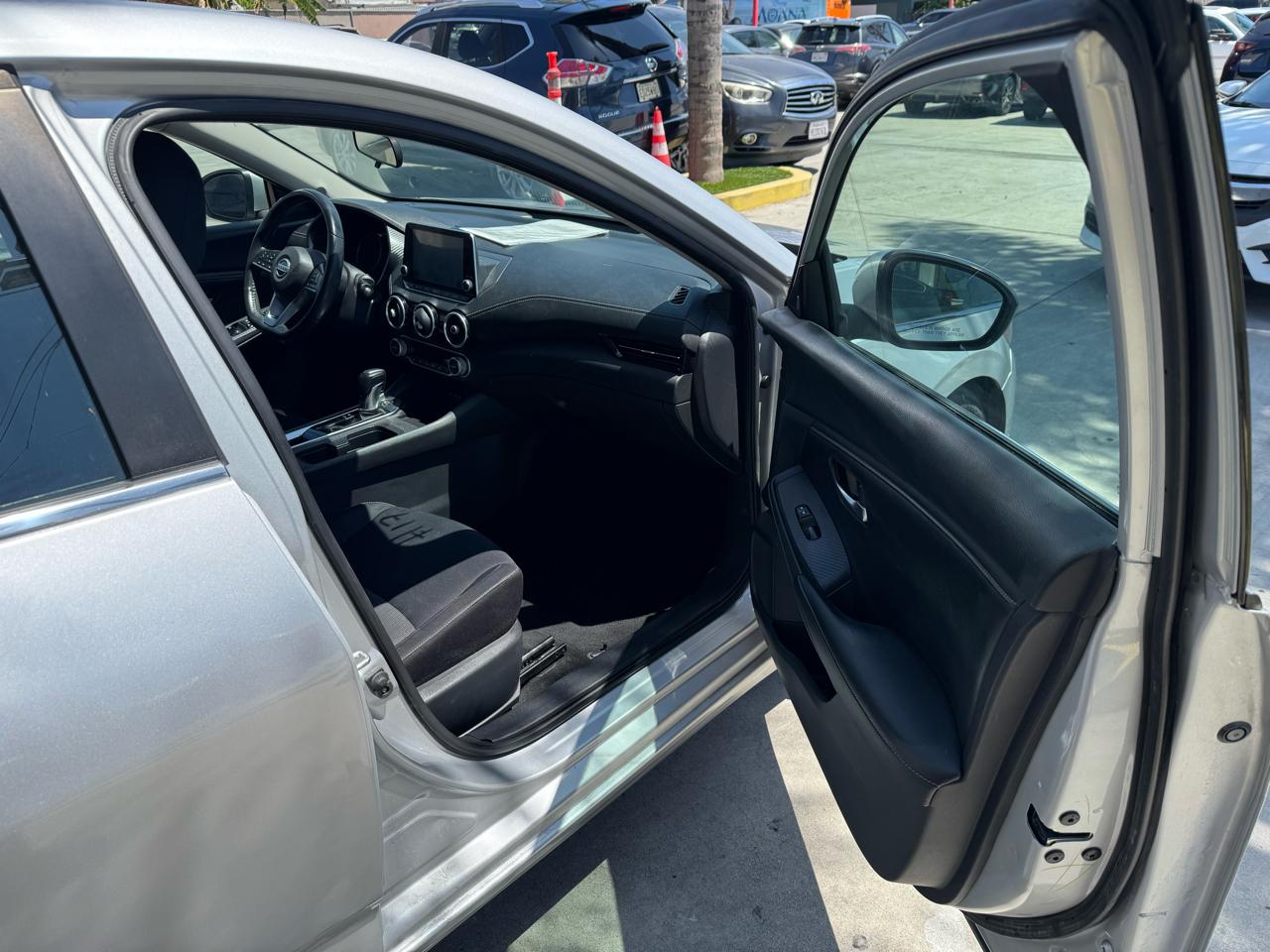 Nissan Sentra SV 2020