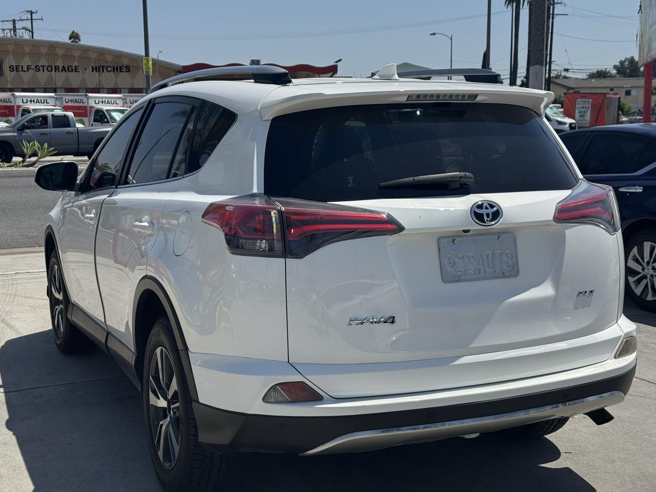 Toyota RAV4 XLE FWD 2017