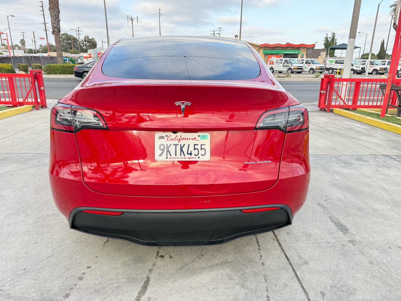 Tesla Model Y Long Range 2024