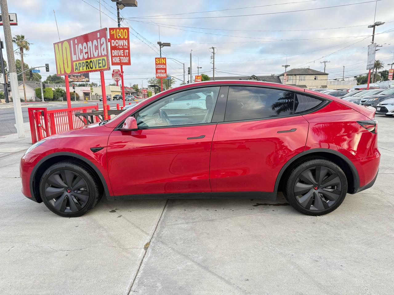 Tesla Model Y Long Range 2024