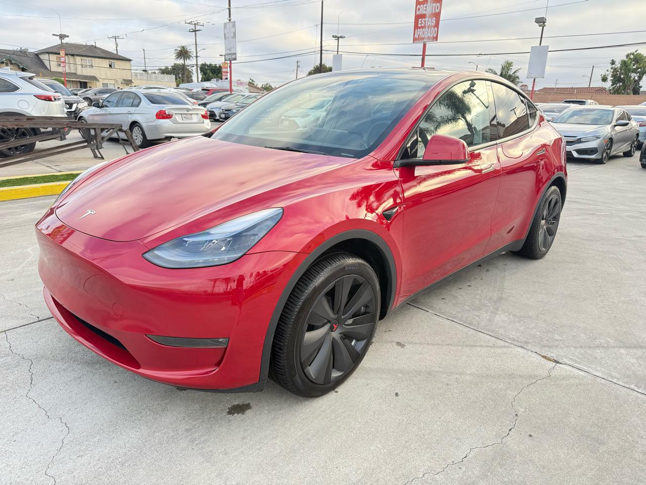 Tesla Model Y Long Range 2024