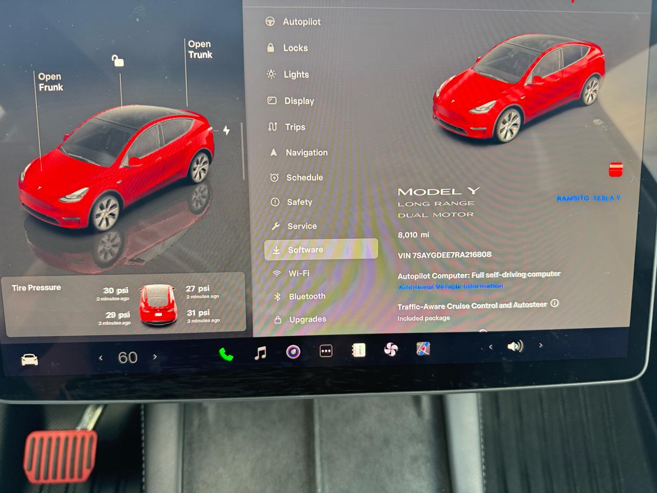Tesla Model Y Long Range 2024