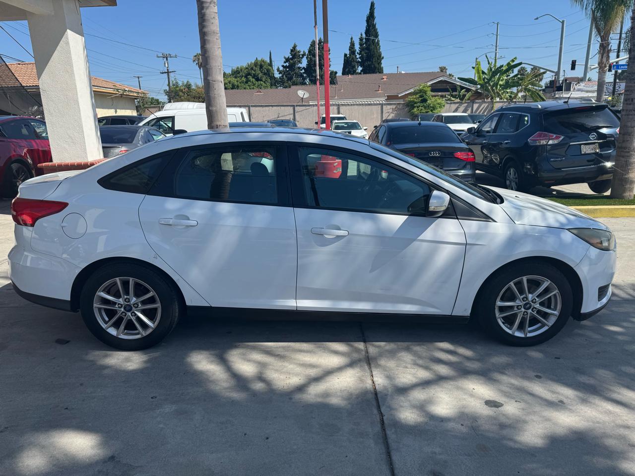 Ford Focus SE Sedan 2016
