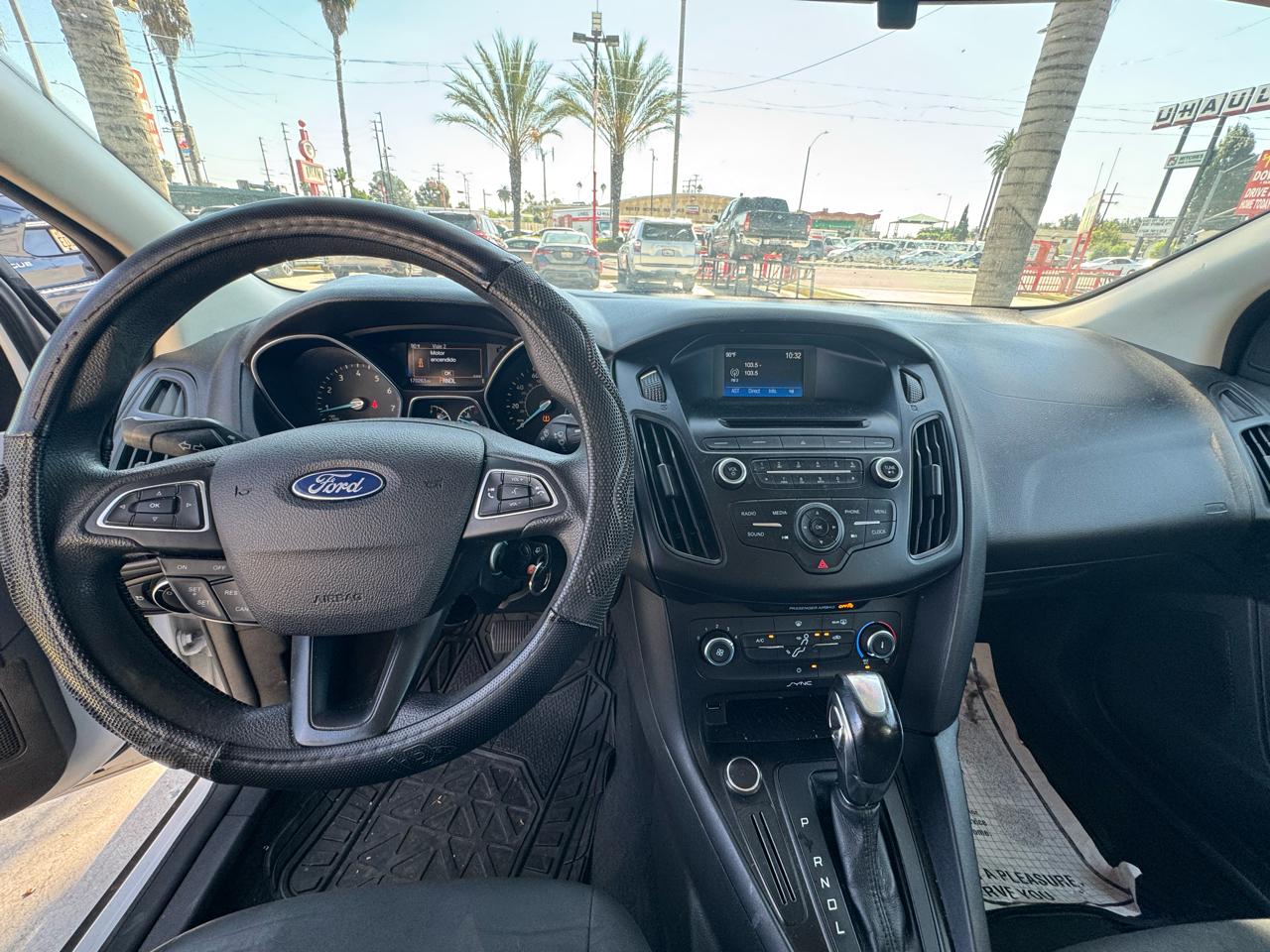 Ford Focus SE Sedan 2016