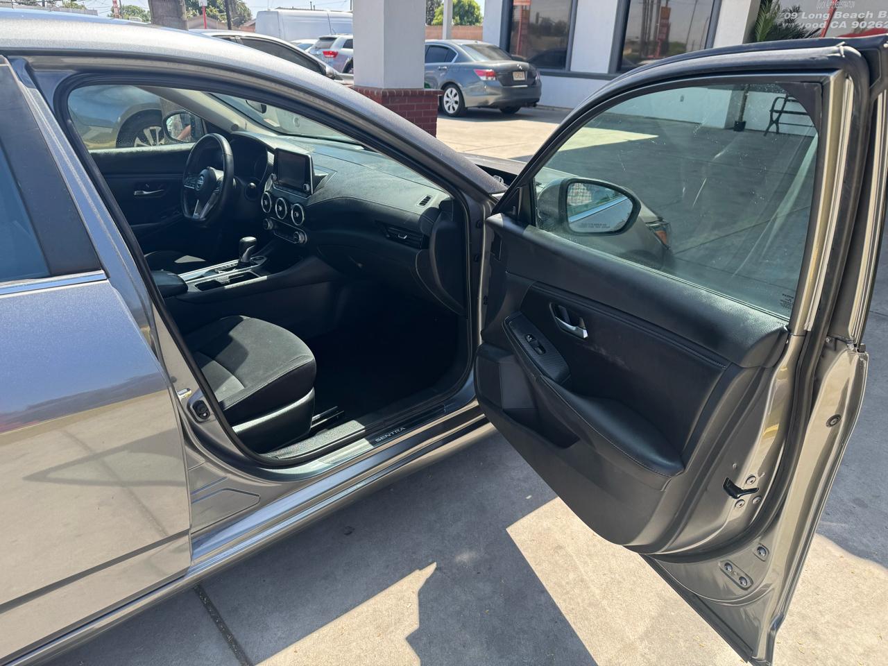 Nissan Sentra SV 2021