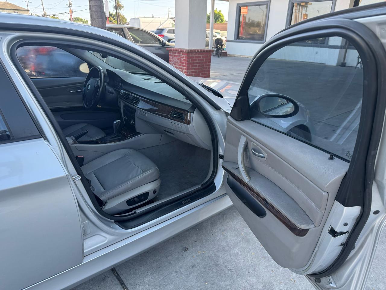 BMW 3-Series 328i 2007