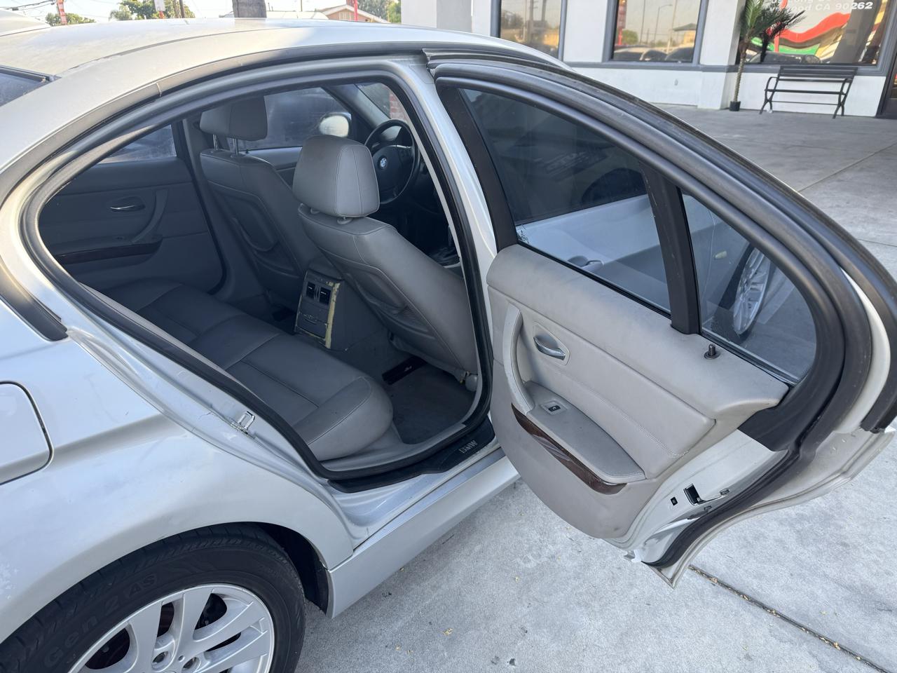 BMW 3-Series 328i 2007