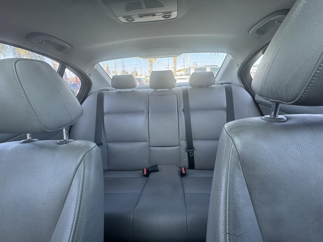 BMW 3-Series 328i 2007
