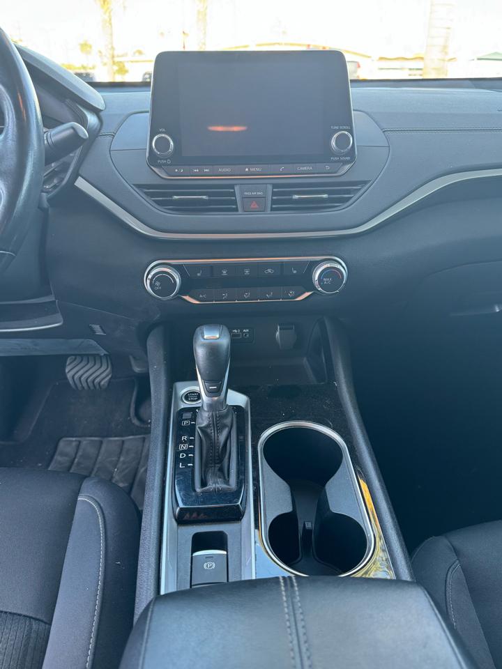 Nissan Altima 2.5 SV 2022