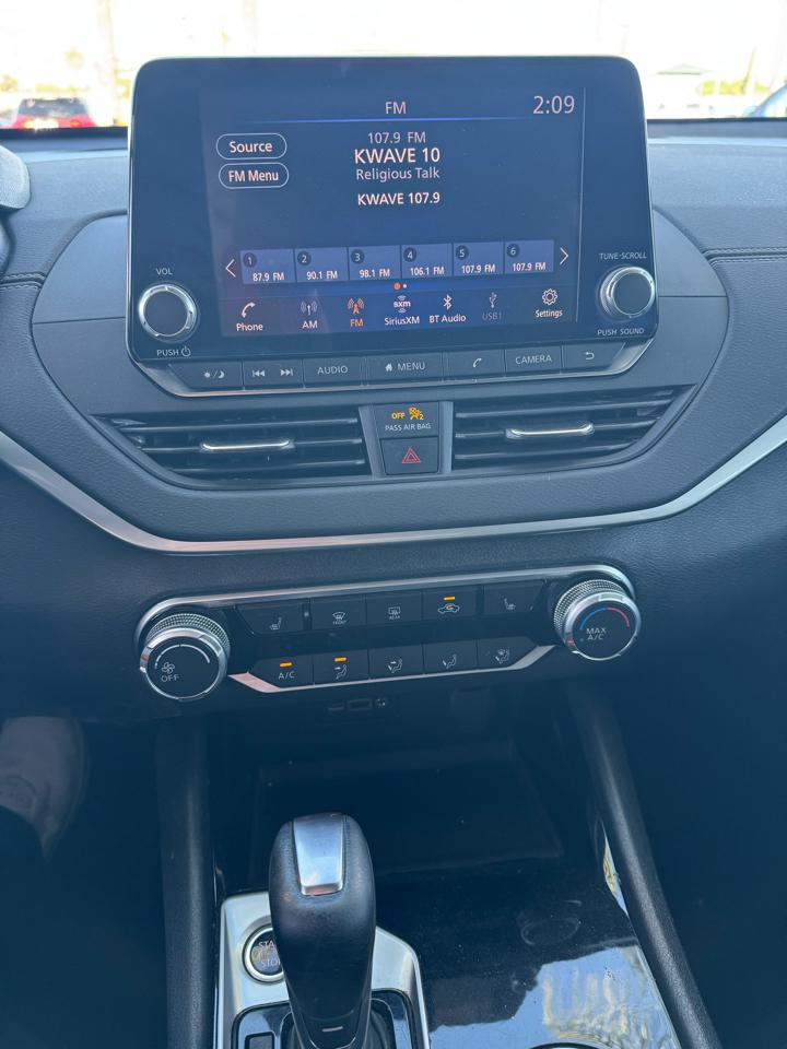 Nissan Altima 2.5 SV 2022