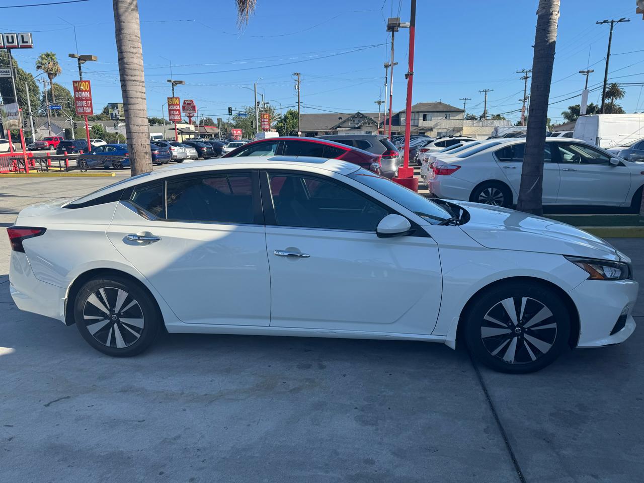 Nissan Altima 2.5 SV 2022