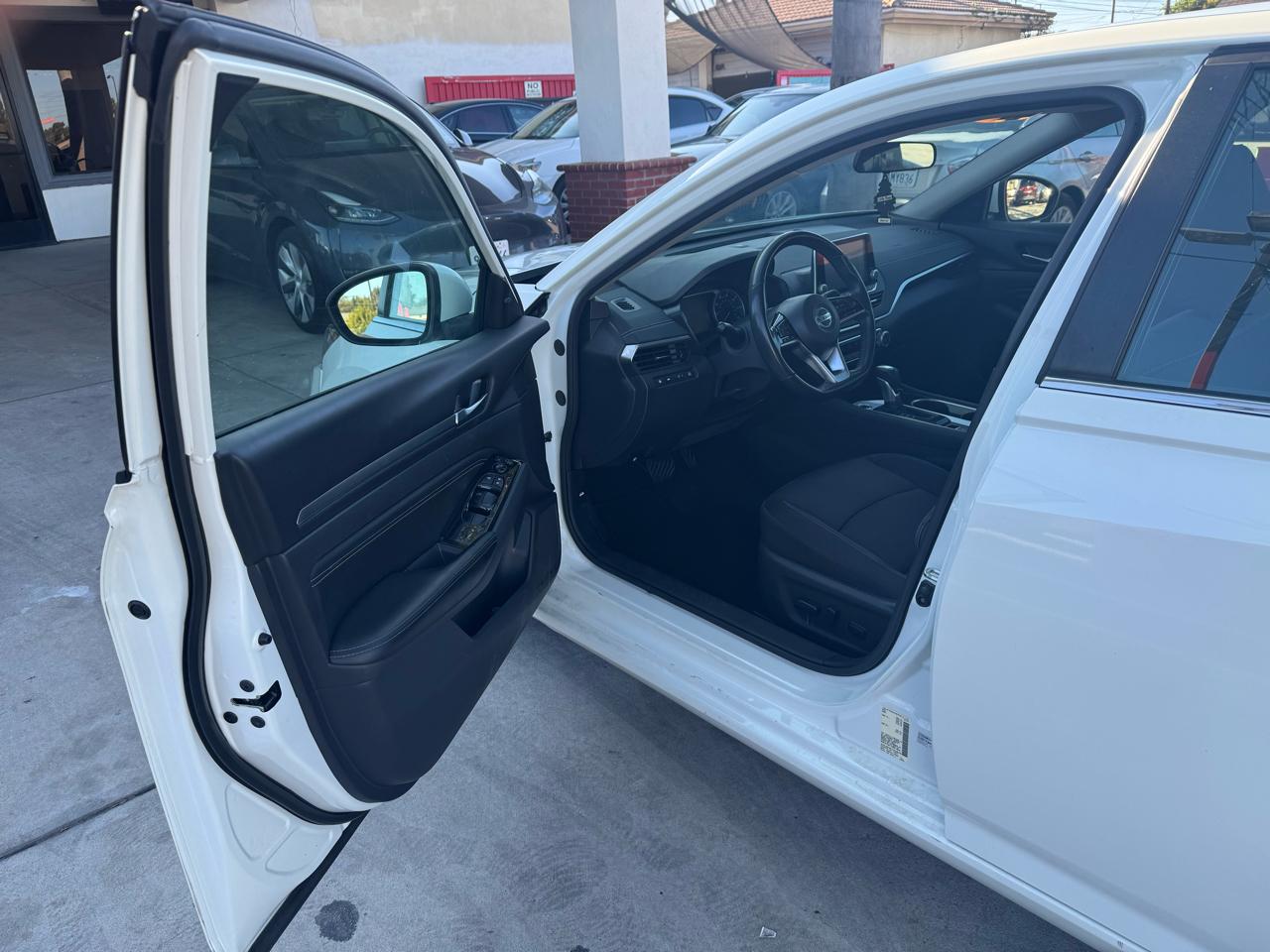 Nissan Altima 2.5 SV 2022