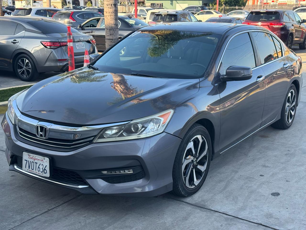 2017 Honda Accord EX Sedan CVT w/ Honda Sensing