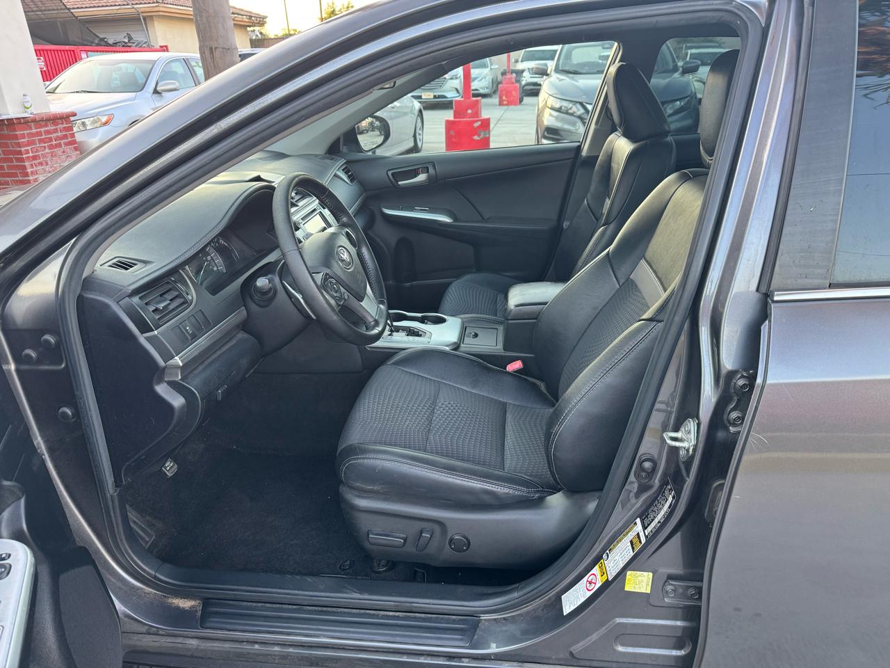 Toyota Camry SE 2014
