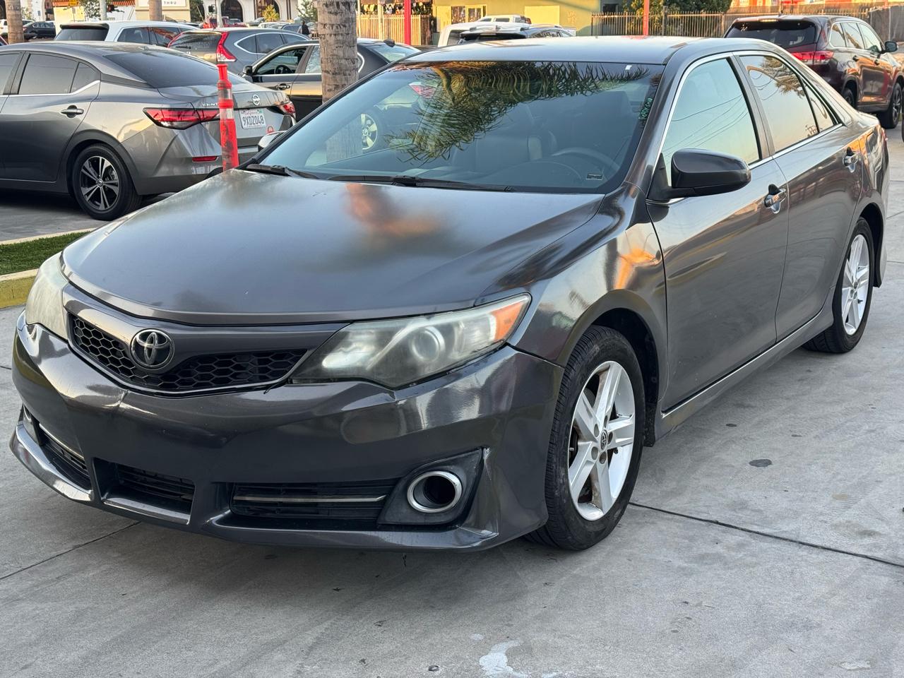 Toyota Camry SE 2014