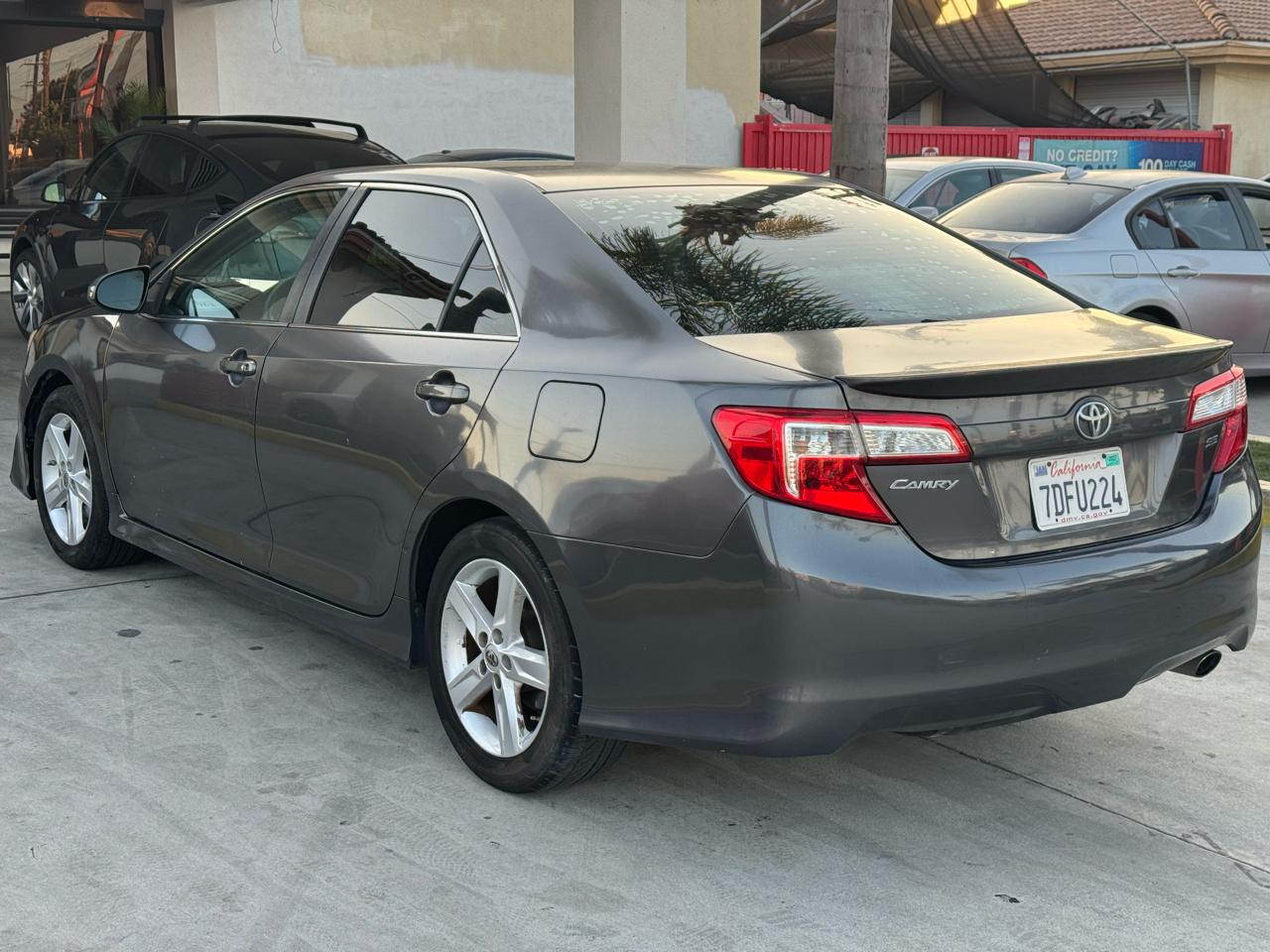Toyota Camry SE 2014