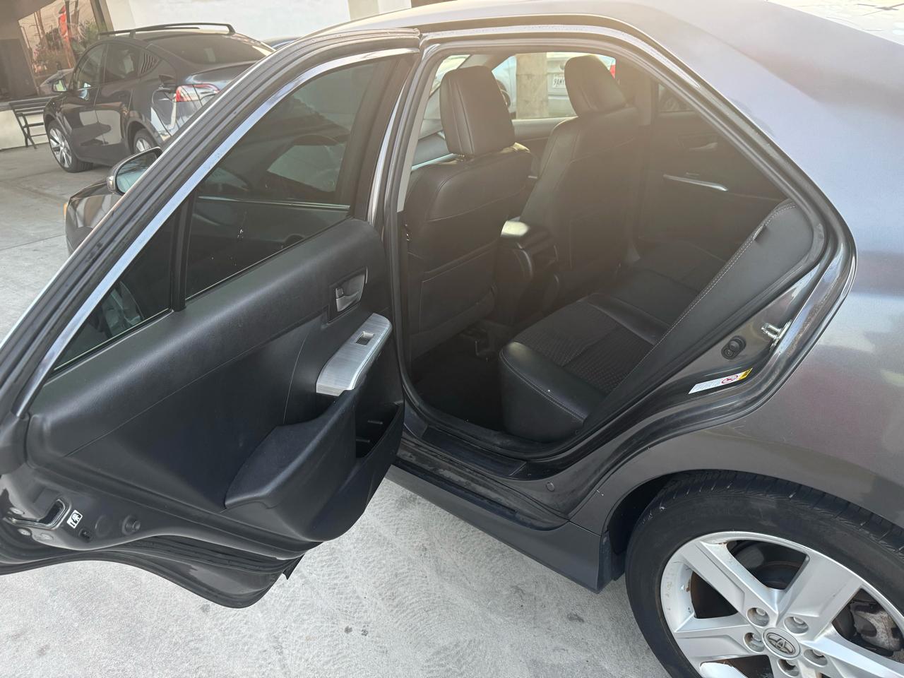 Toyota Camry SE 2014