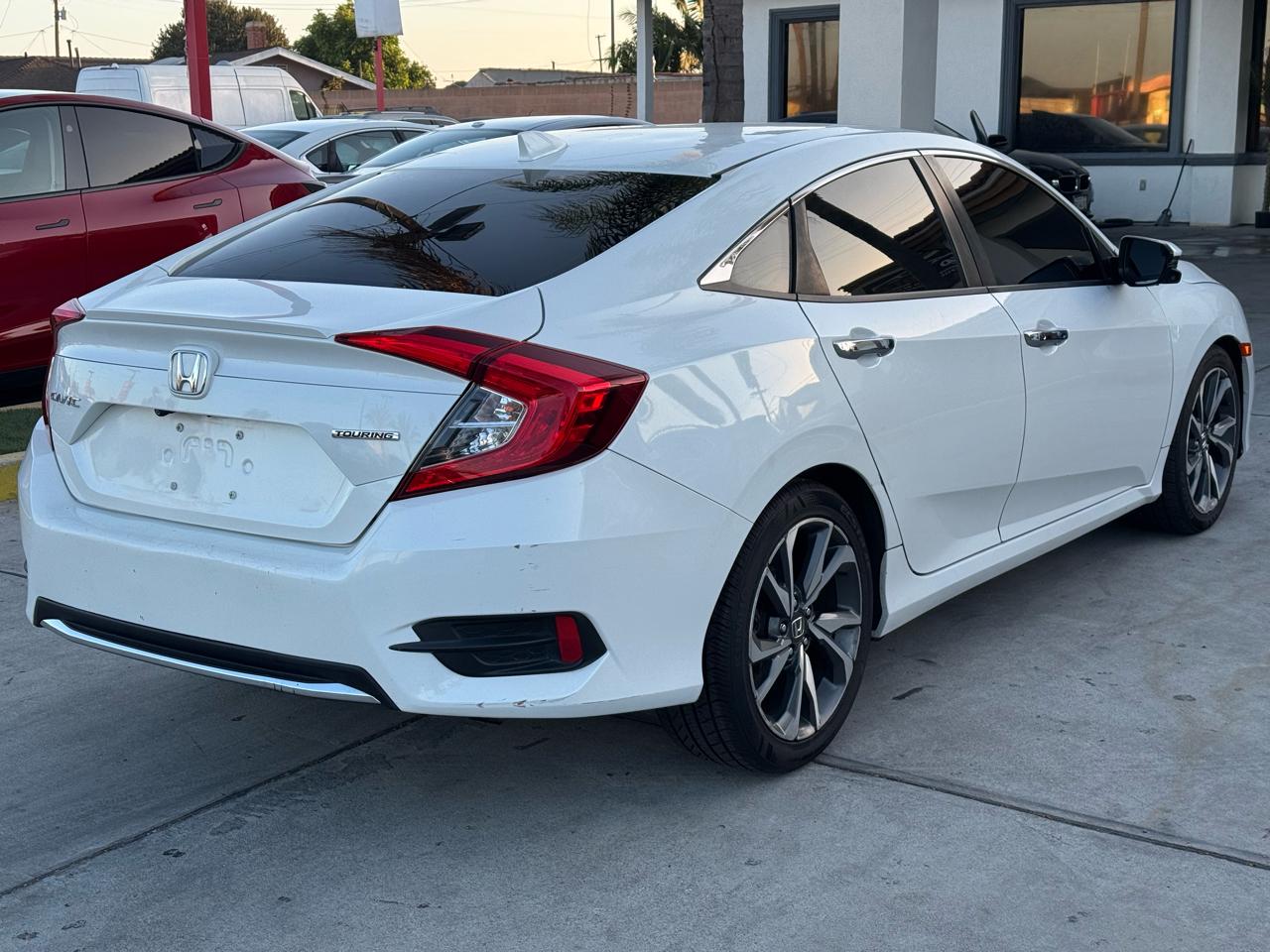 Honda Civic Touring Sedan CVT 2019