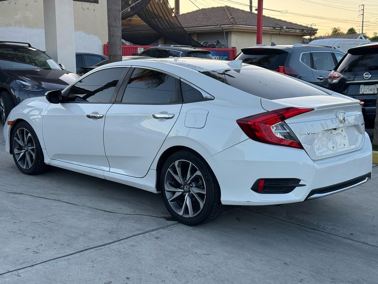 Honda Civic Touring Sedan CVT 2019