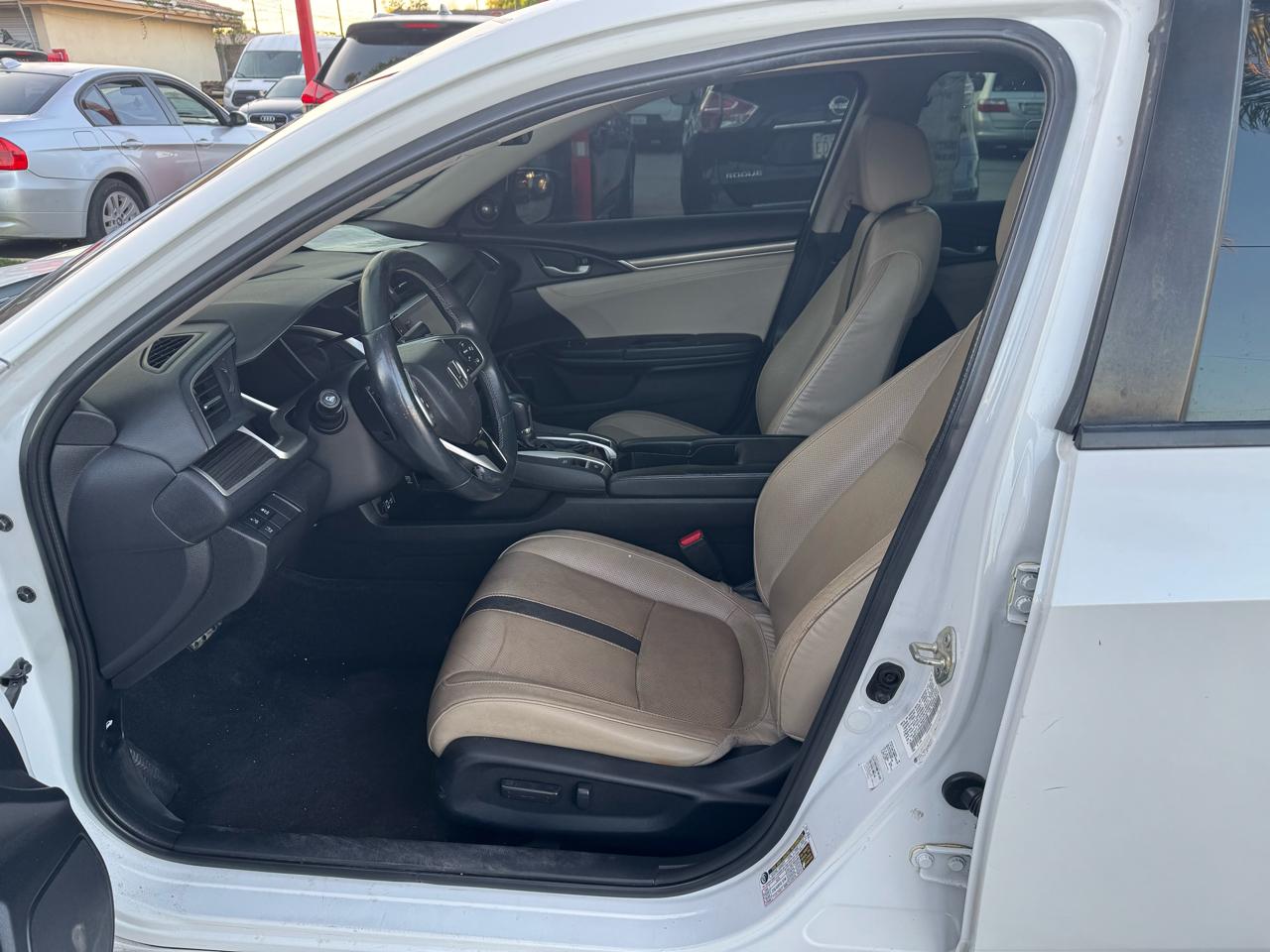 Honda Civic Touring Sedan CVT 2019