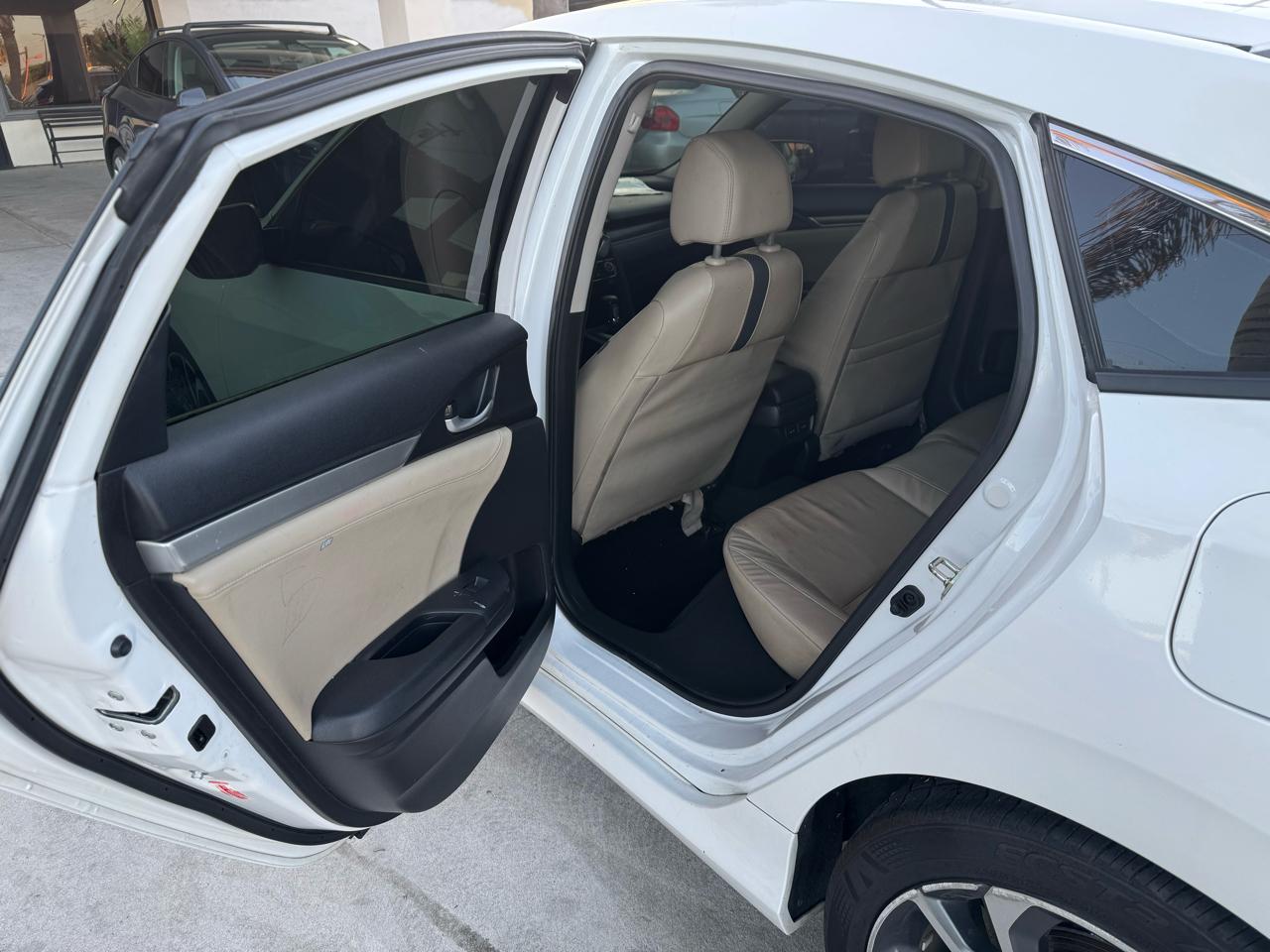 Honda Civic Touring Sedan CVT 2019