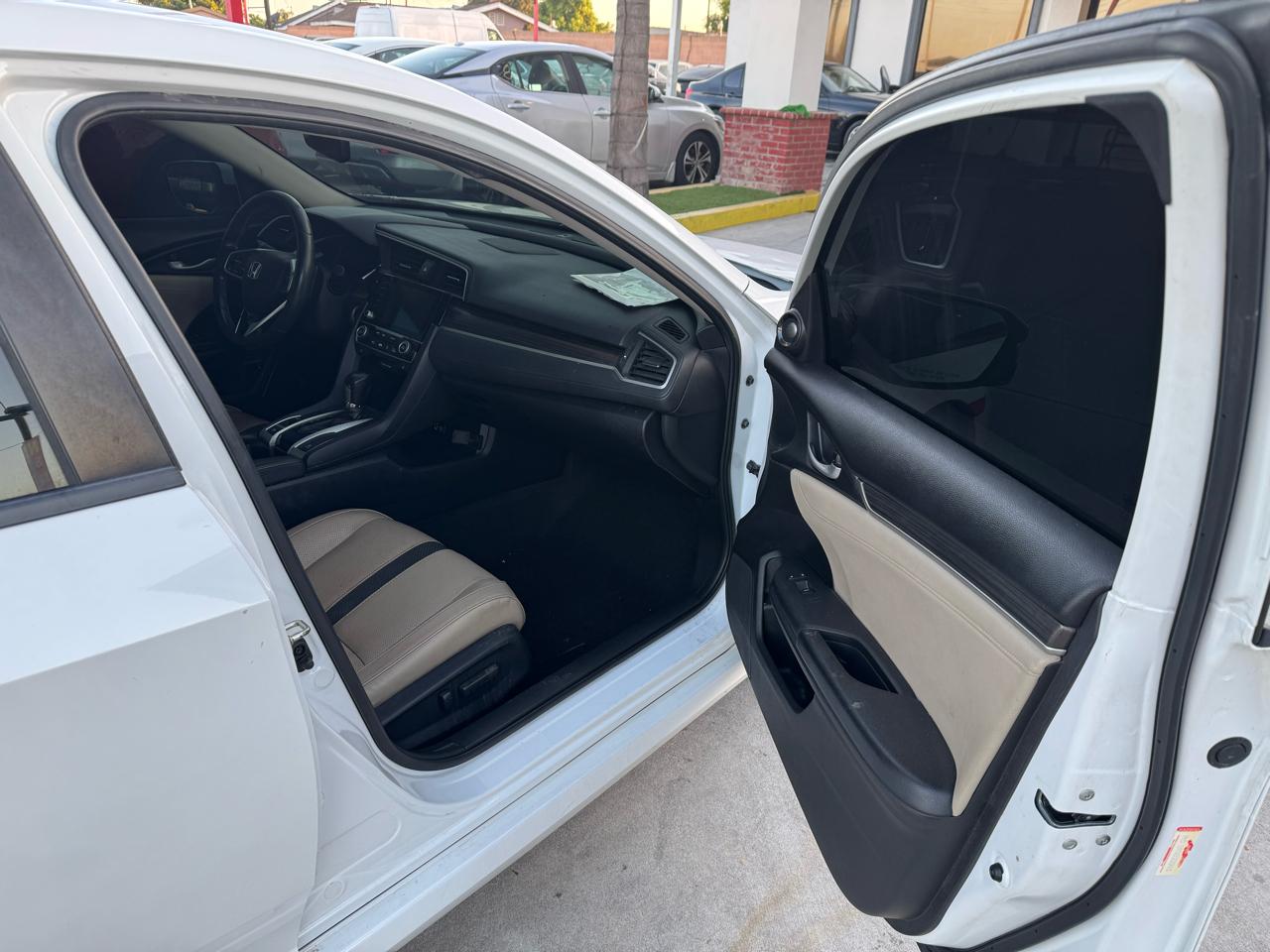 Honda Civic Touring Sedan CVT 2019