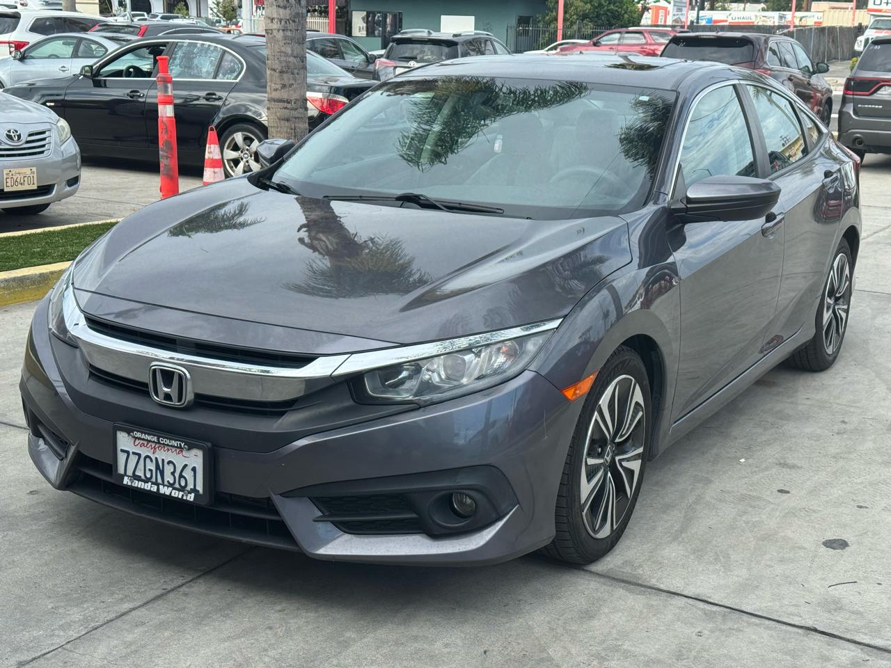 Honda Civic EX-T Sedan CVT 2017