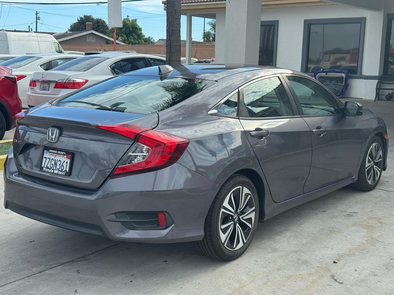 Honda Civic EX-T Sedan CVT 2017