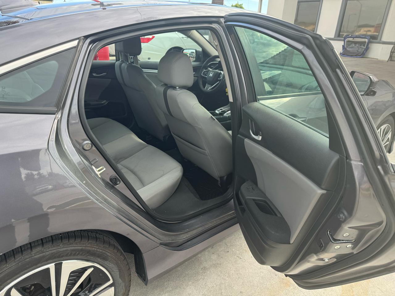 Honda Civic EX-T Sedan CVT 2017