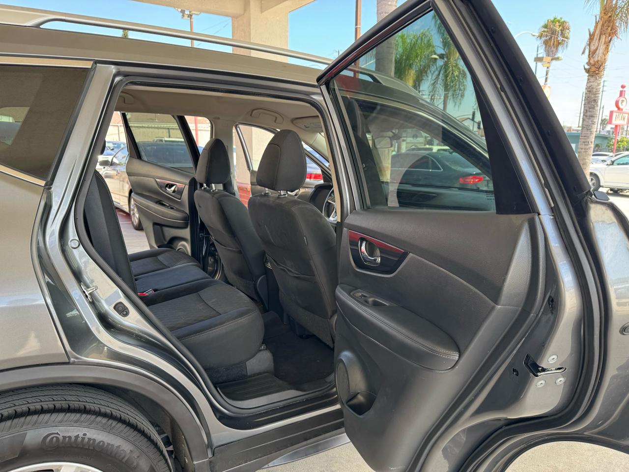 Nissan Rogue SV 2WD 2018