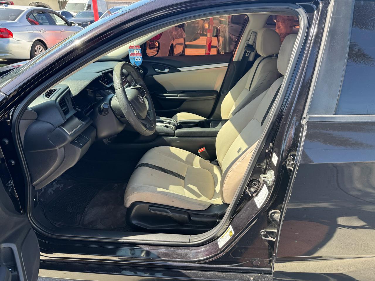 Honda Civic LX Sedan CVT 2016