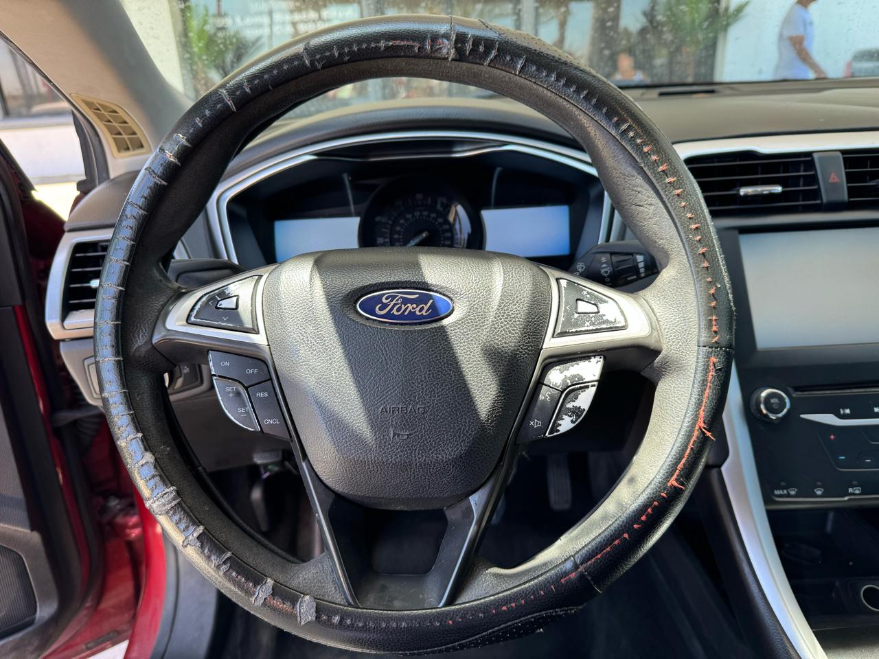 Ford Fusion SE 2013