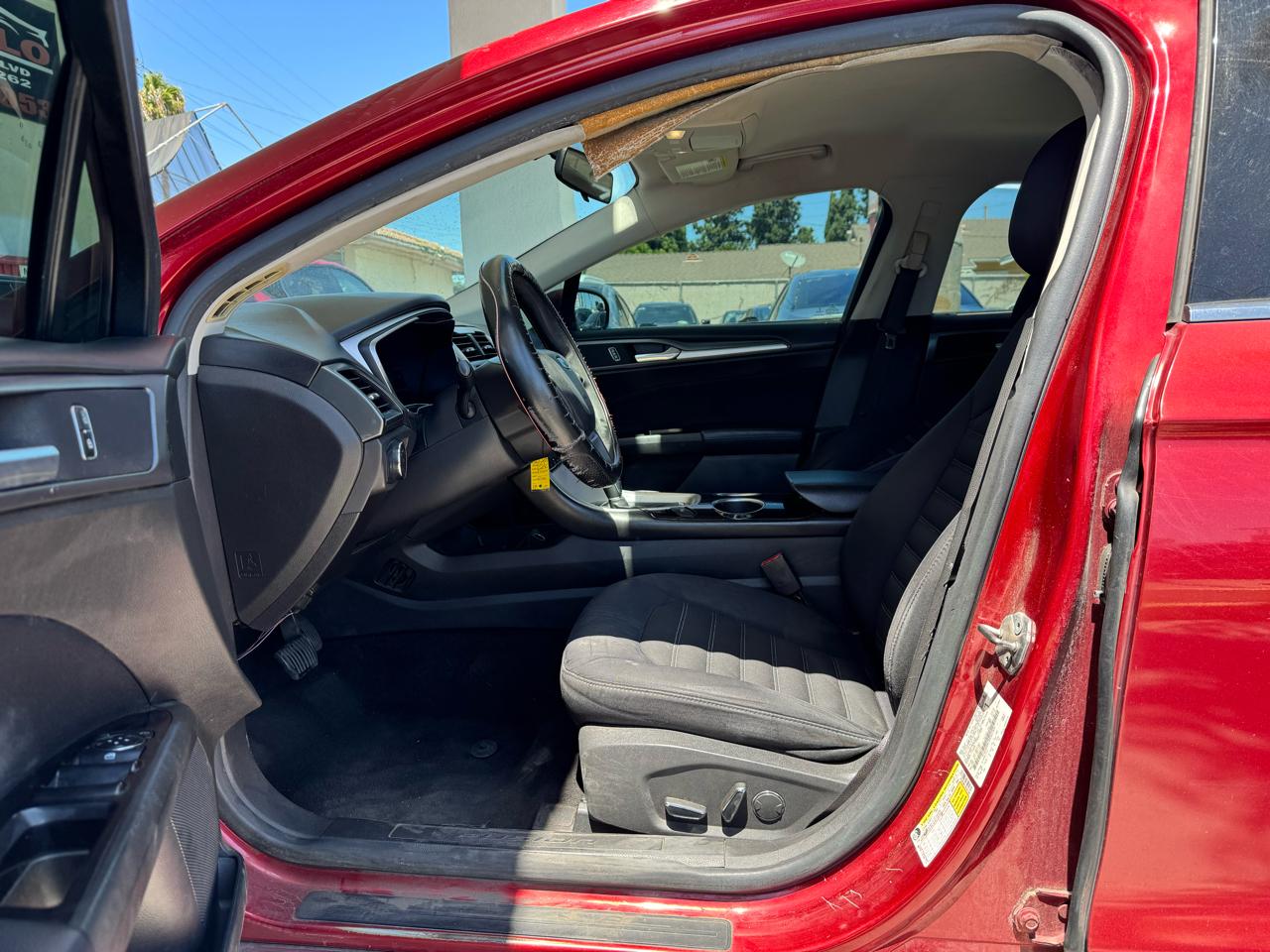 Ford Fusion SE 2013