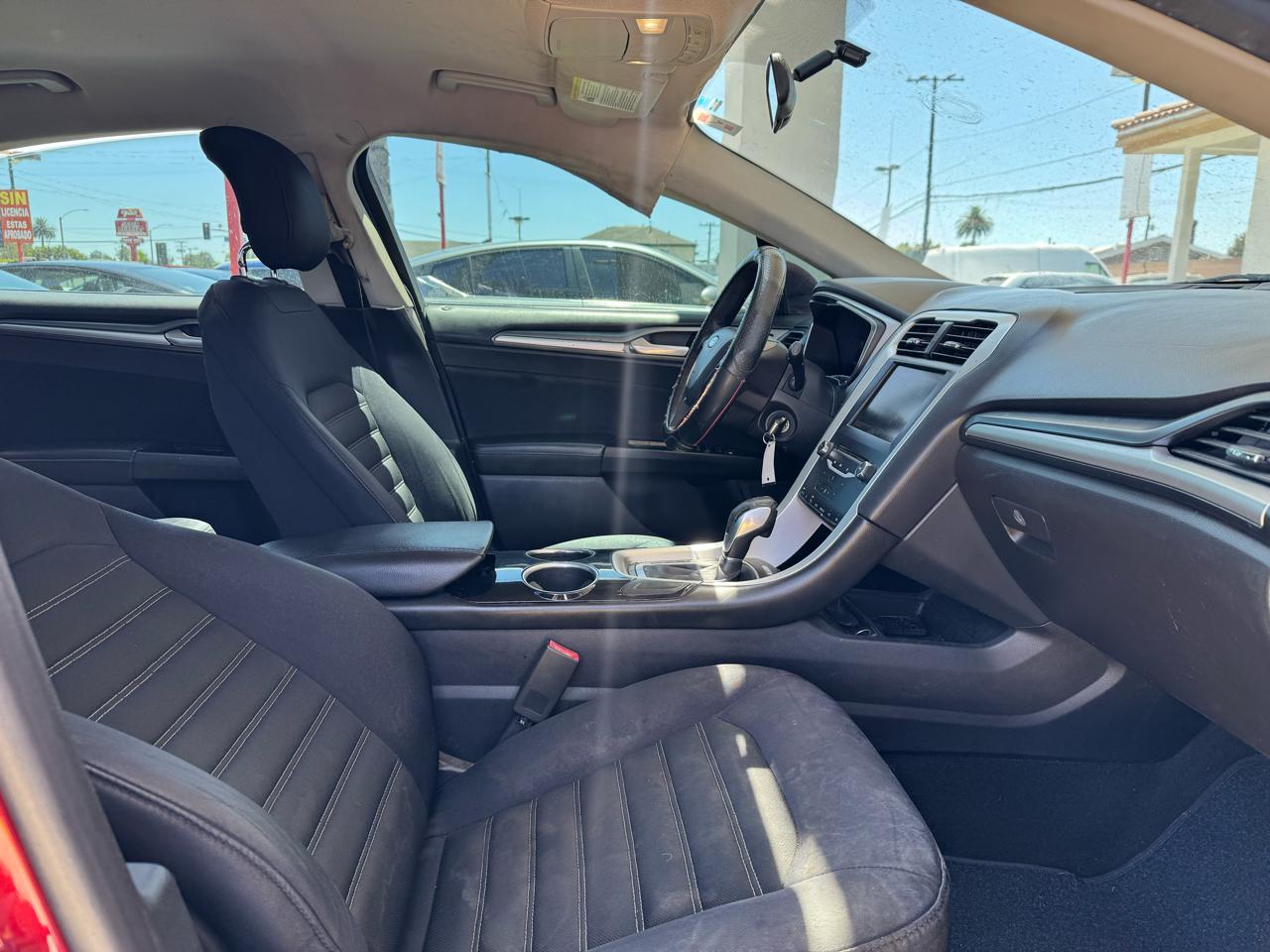 Ford Fusion SE 2013
