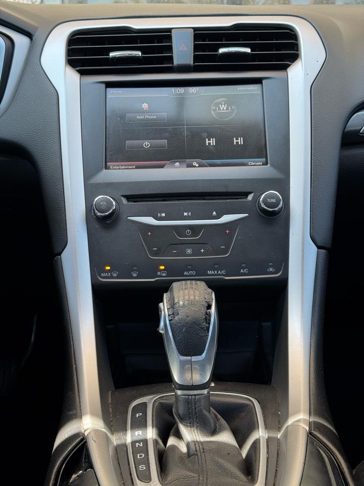 Ford Fusion SE 2013