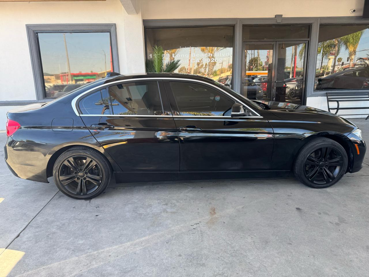 BMW 3-Series 330i SULEV Sedan 2018